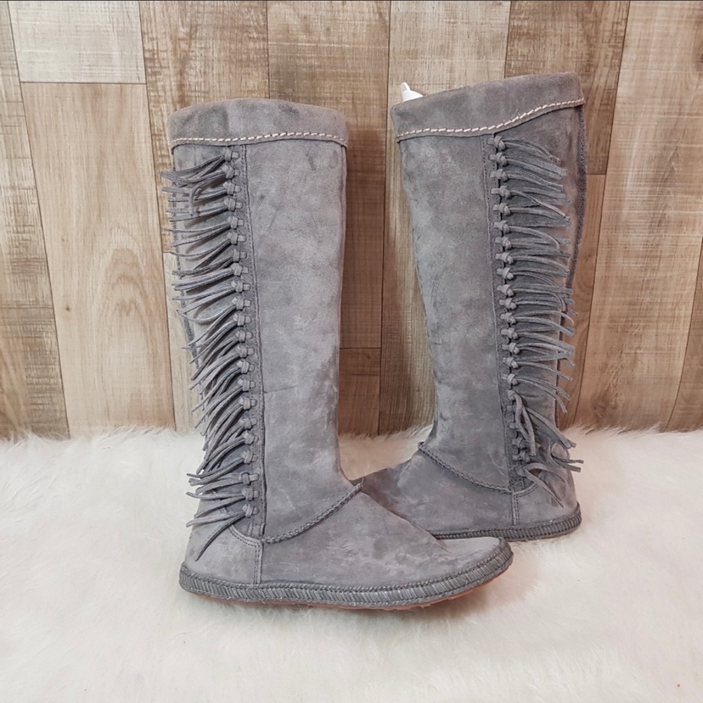 NEW UGG Mammoth Fringe Boots Sz 6/37 Suede Gray